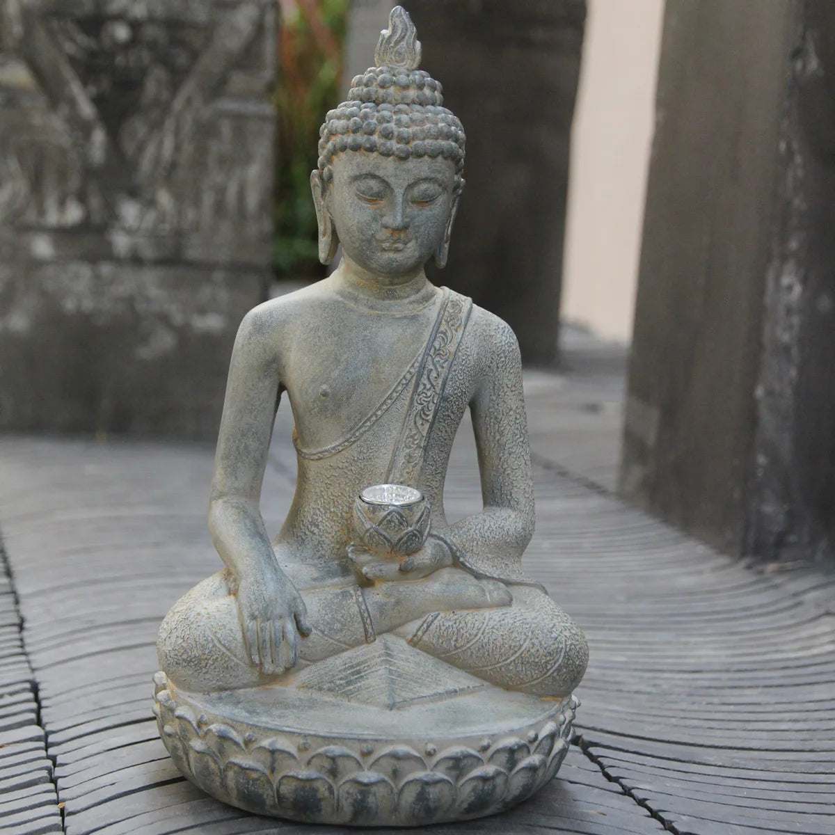 Solar Buddha Statue with LED Light – Peaceful Garden Accent